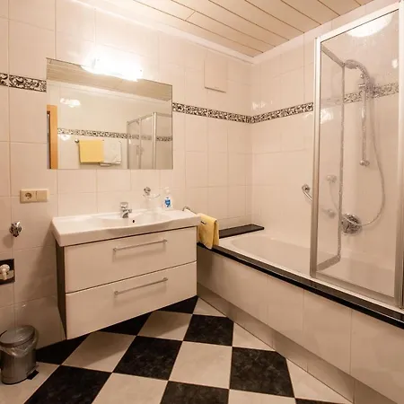 Bacher * וואלד אים פינצגאו